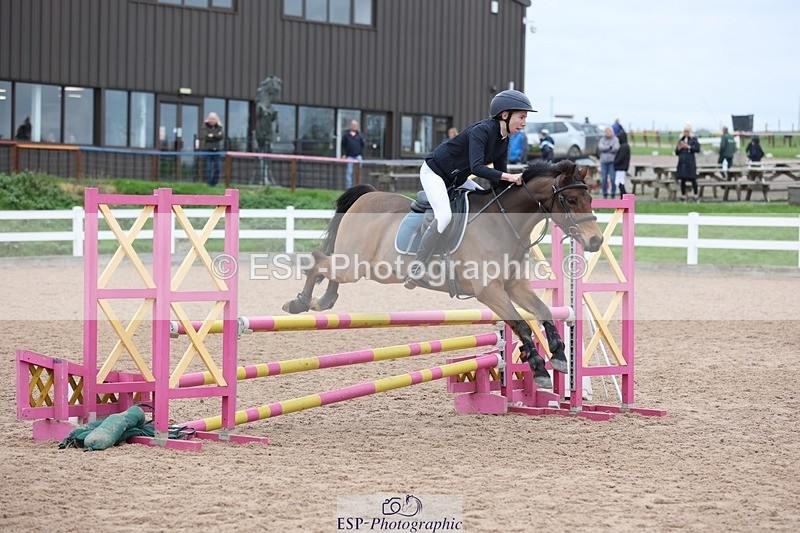 241116X-101111-00766 - Cls 08 Pony Winter Nov Champs