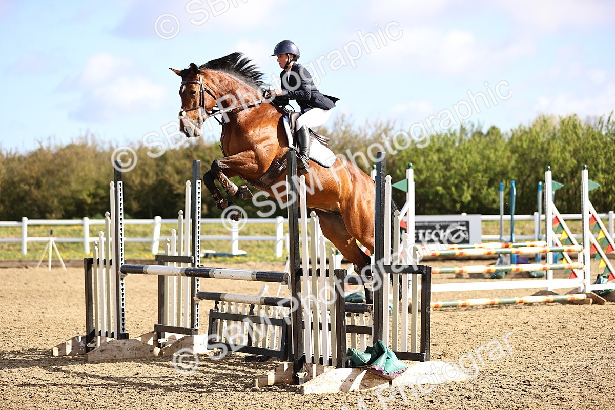 SBM_003011 - Class 15 - Senior British Novice - 90cm