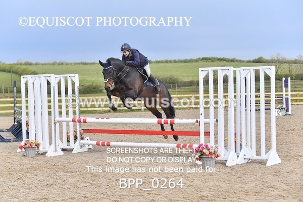 BPP_0264 - CLASS 2 FRI Senior BritiNovice/ 90cm Open