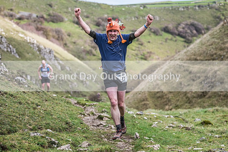Litton-447 - Litton Christmas Cracker Fell Race (Limestone Series) Sunday 14th December 2025