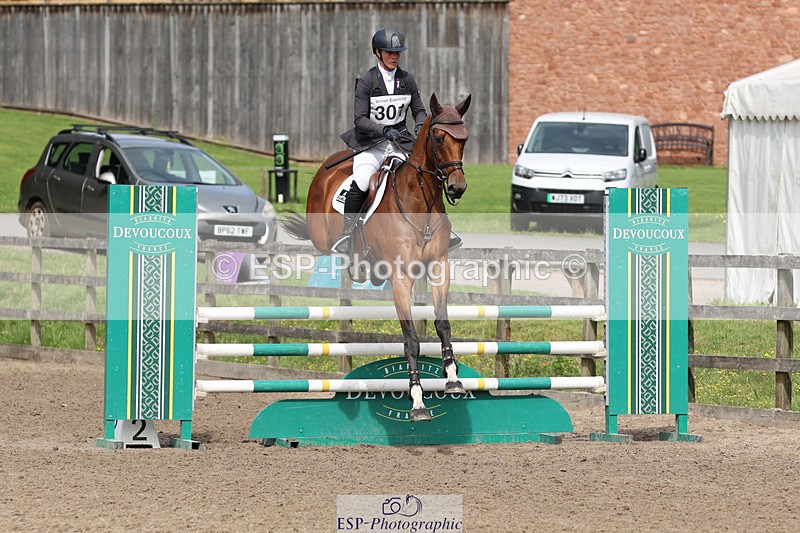 240804-102848-11082 - 301-Dani_Evans-SLEEPING_LION_TH