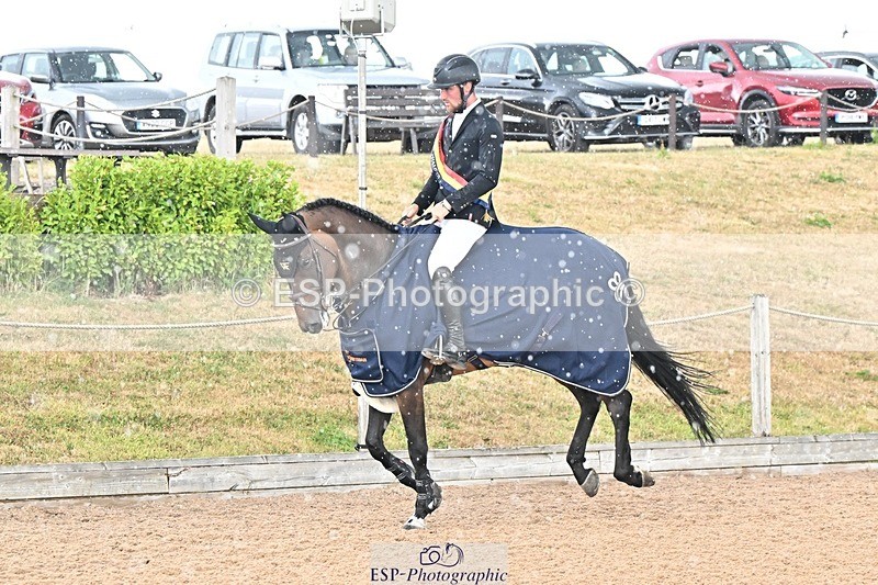260730-154125-02356 - Cls 4 Chard 7yr old Championships