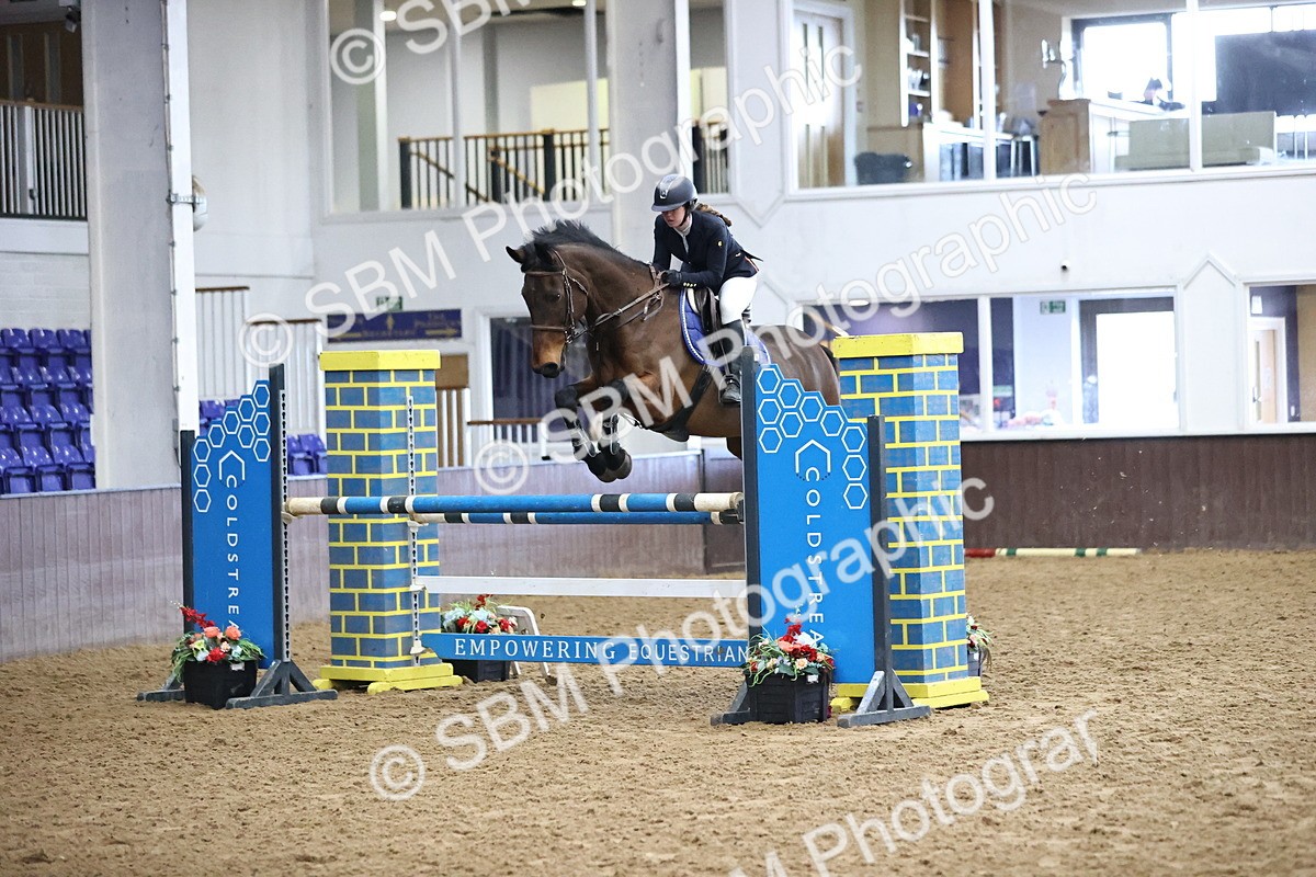 SBM_006145 - Class 16 - Senior Newcomers - 1.10m Open