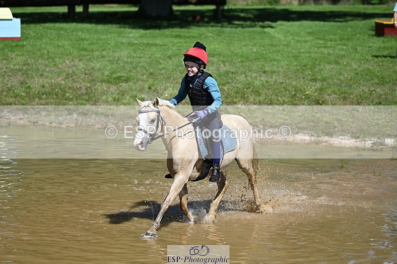 240728B-112130-00957 - Theo's Group XC