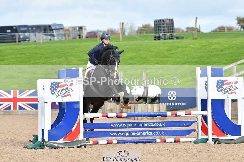 251026-120441-02740 - Cls 23+24 80cm Club and Schools