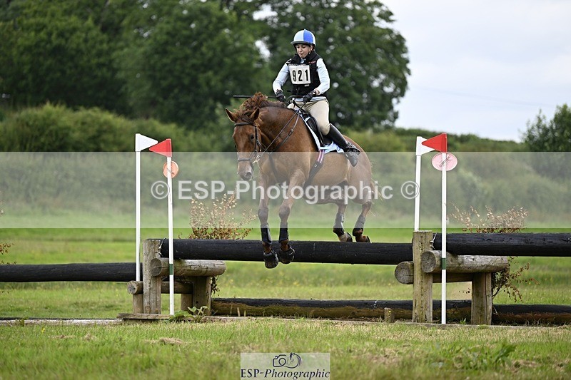 240630-123304-00886 - 921-Zoe_Richardson-Moonlight_Mayhem