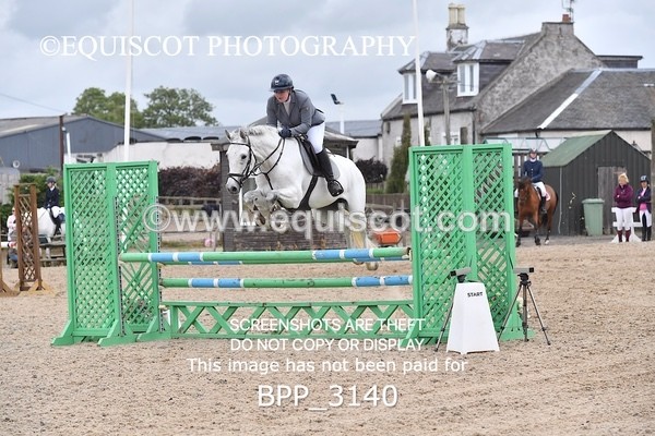 BPP_3140 - CLASS 13 SUN Senior BritiNovice/ 90cm Open