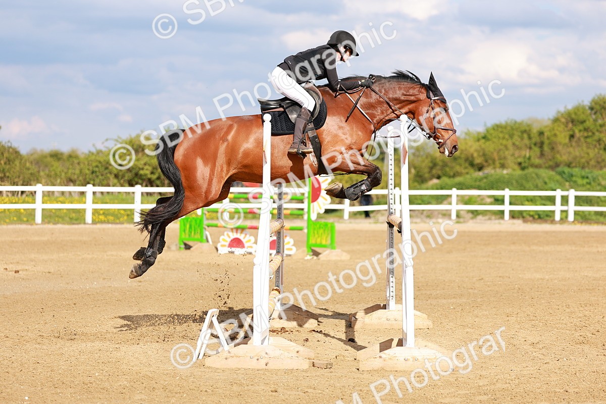 SBM_002442 - Class 5 - Senior Foxhunter - 1.20m