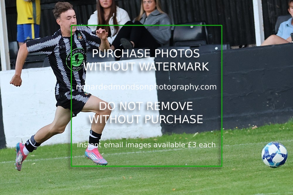 533A5774 - Kendal Town vs Kendal United