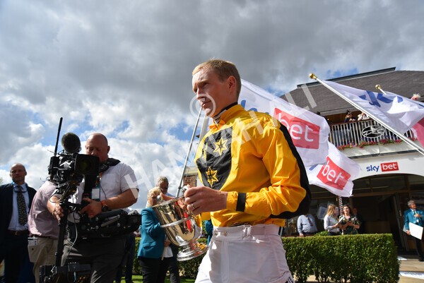 yr20082022r4-119 - Race 4 3.35pm Sky Bet Ebor