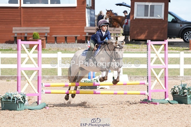 250805-151639-00083 - Clear Round and 60cm