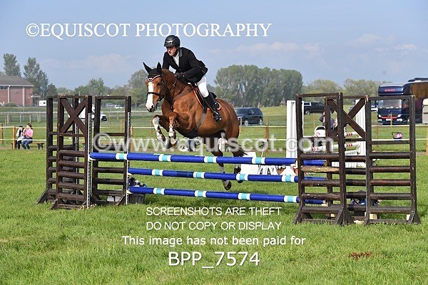 BPP_7574 - CLASS 6 Nisbets Fresh From The Farm & The Golf Inn 1.00m Amateur Championship