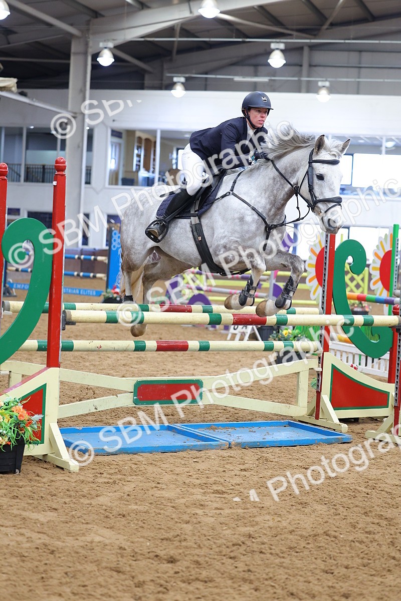 SBM_002895 - Class 8 - Senior Newcomers - 1.10m