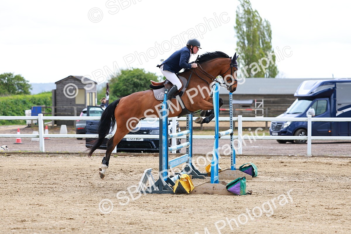 SBM_002356 - Class 10 - Senior Newcomers - 1.10m