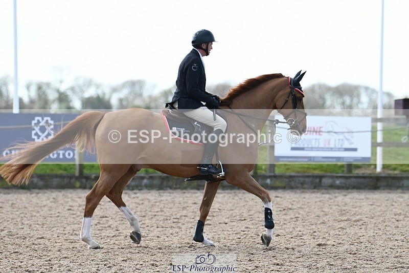 250328-120957-00898 - Cls 3 Snr Foxhunter