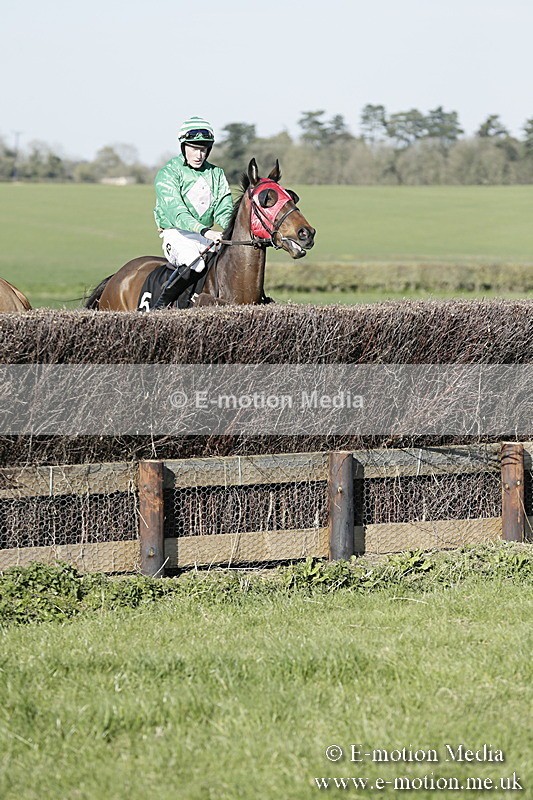 PtP 250317 335 - V.W.H. Hunt Point-to-Point Siddington 25/03/17