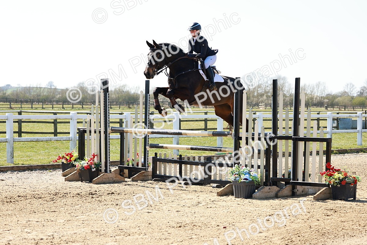 SBM_004598 - Class 17 - Senior Newcomers - 1.10m