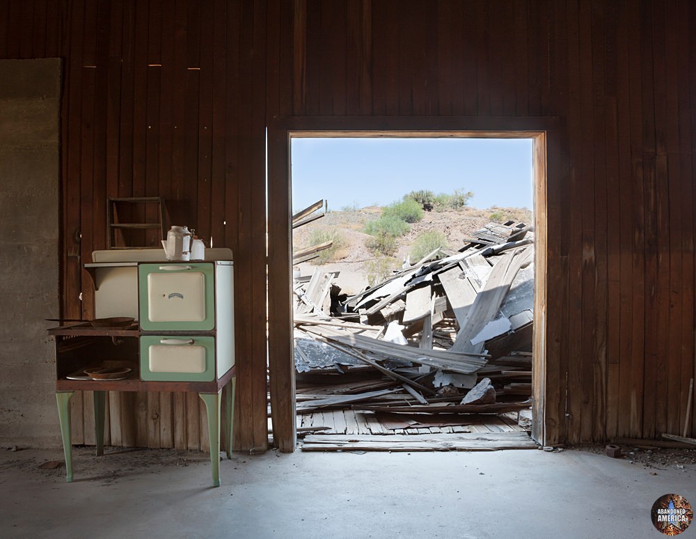 Vulture City, Arizona | Fallen Porch - Vulture City