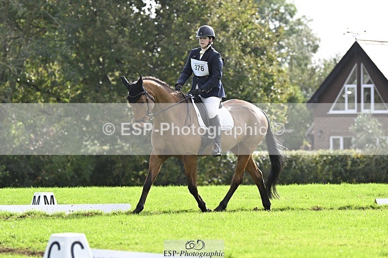 241025-121847-07073 - 376-Rachael.Hardman-WHIPPLETREE.HAILEYS.COMET