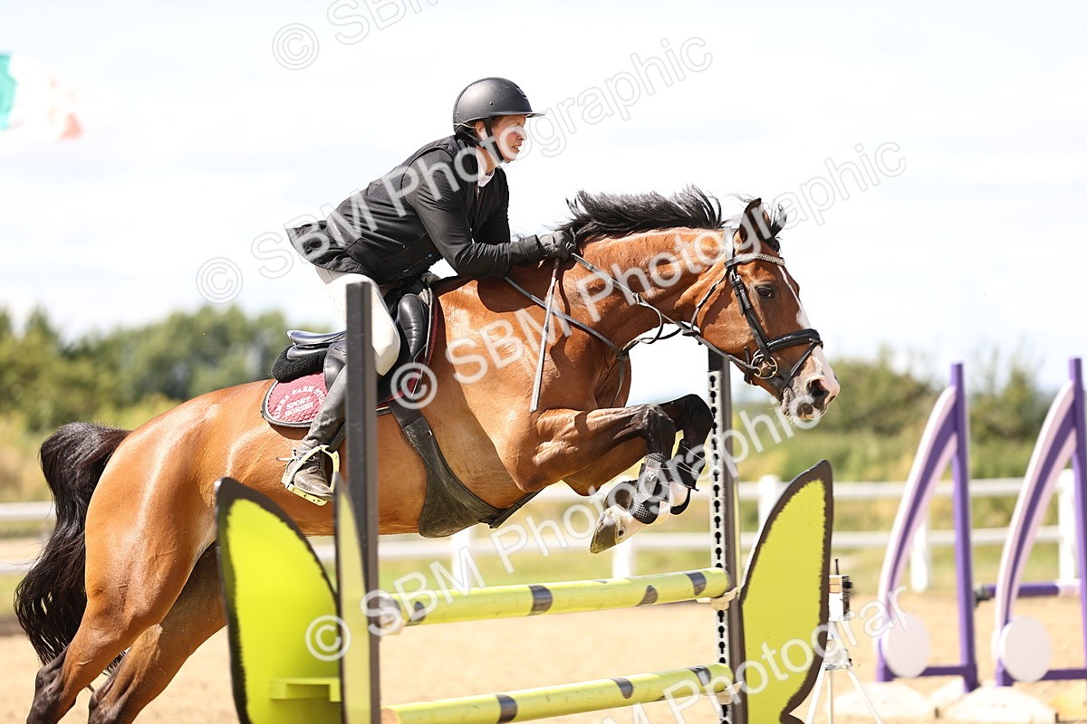SBM_001352 - Class 6 - Senior Newcomers - 1.10m