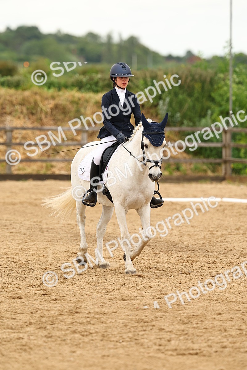 SBM_003884 - Class 7 - Novice 2