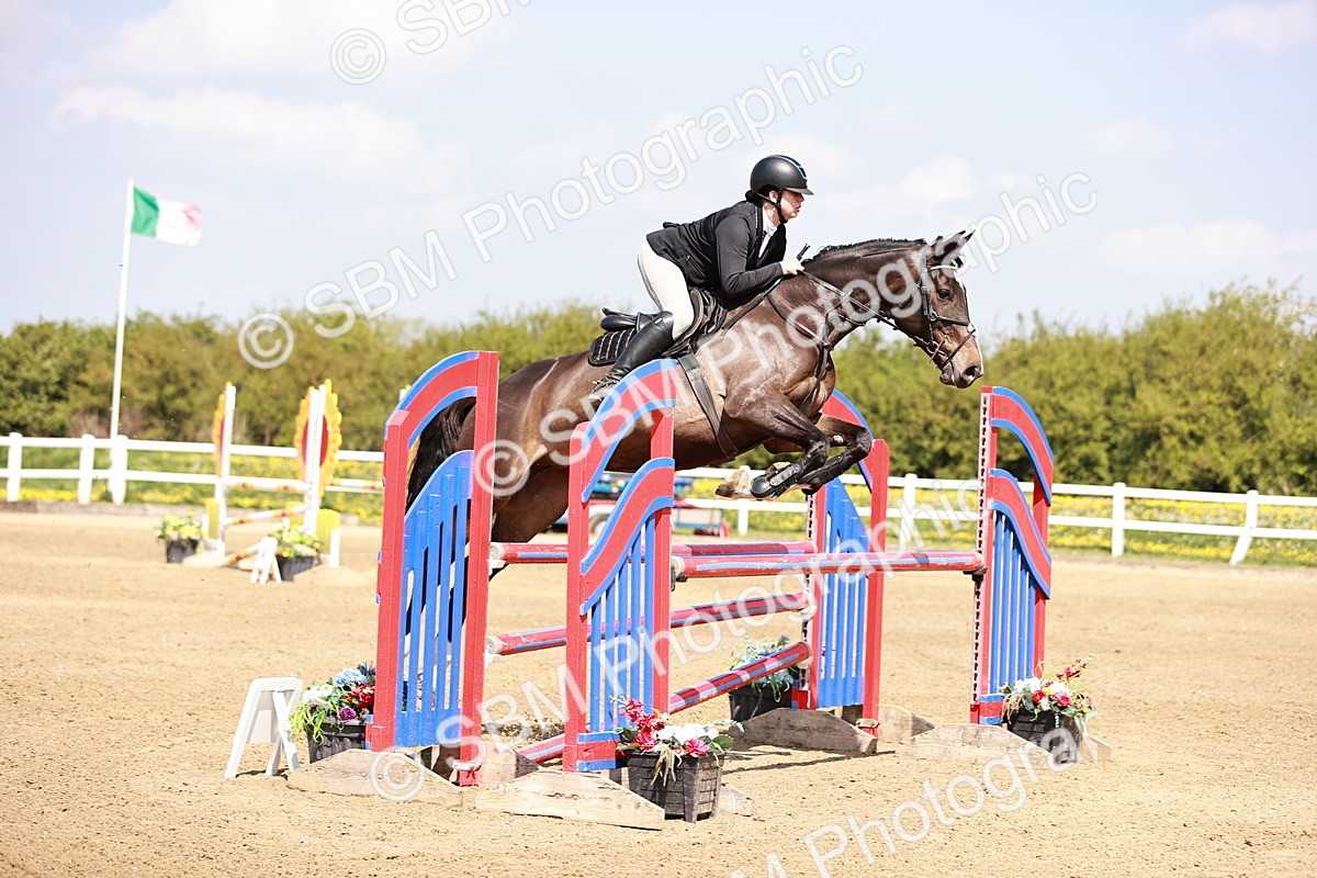  - Class 23 - Senior 1.05m