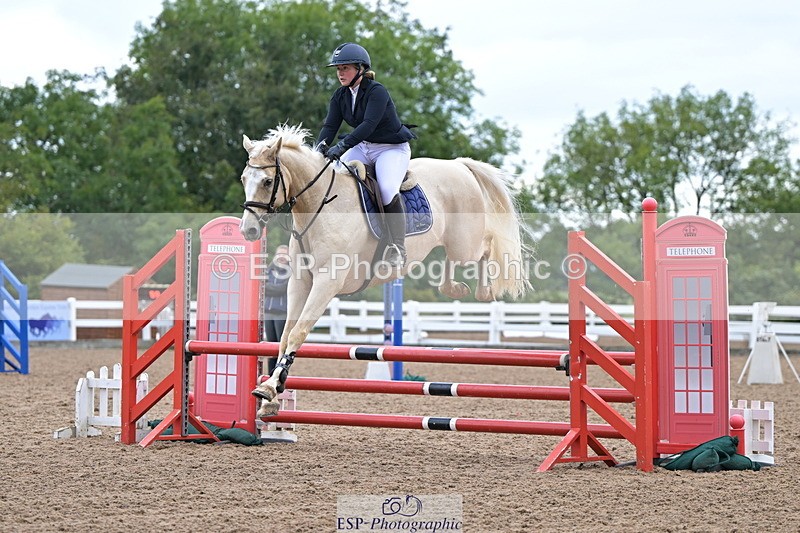 240925A-102608-00061 - Clear Round