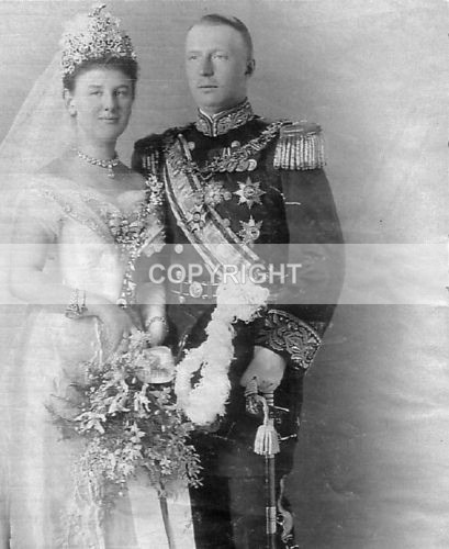 (DD-2)    Queen Wilhelmina  Wedding - Dutch Royals