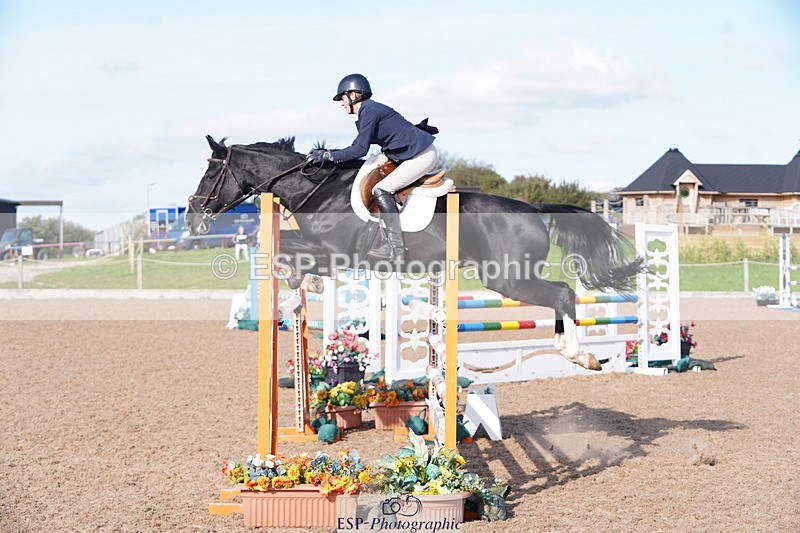 241005A-145508-05030 - SAT Cls 11 Snr Newc & 1.10m Open