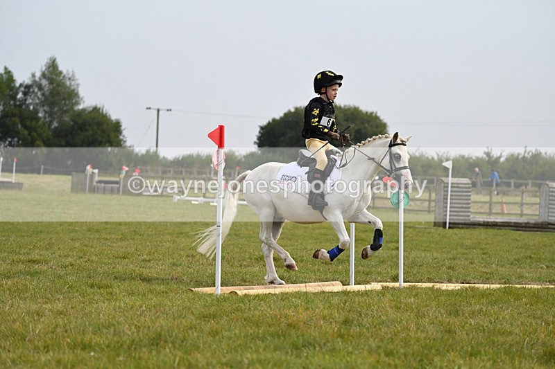 WJ6_0189 - 40cm XC Time 10:37 to 10:56