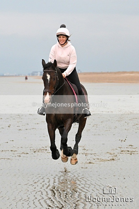 WJ7_9146 - Hayling Island Beach Shoot 22-09-24