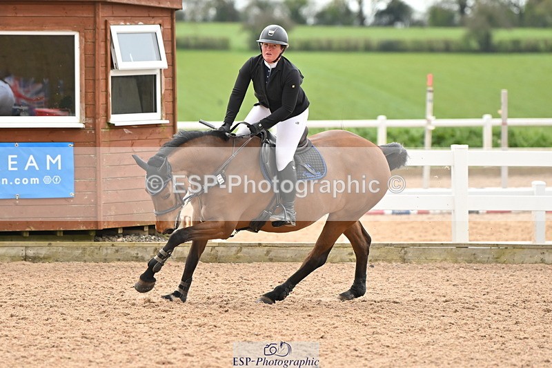 240419A-143420-08592 - Cls 18, 1 Star Silver Tour 1.20m