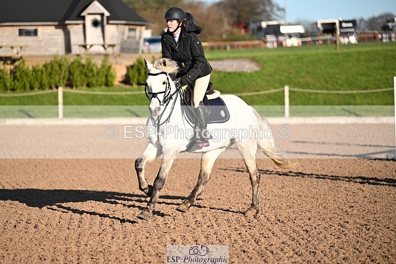 251130-100712-01287 - Cls 18 50cm Clear Round
