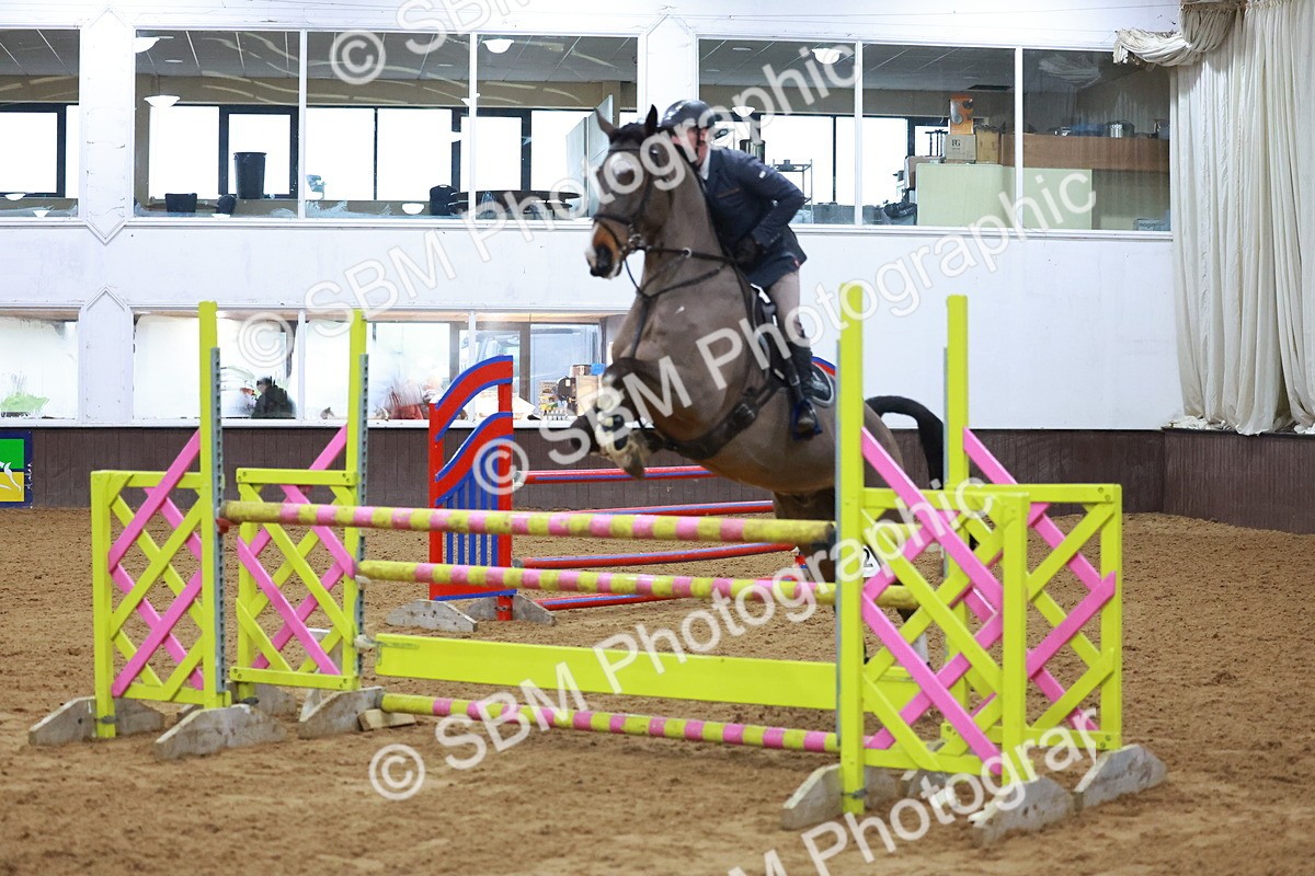 SBM_002050 - Class 4 - Senior Newcomers - 1.10m