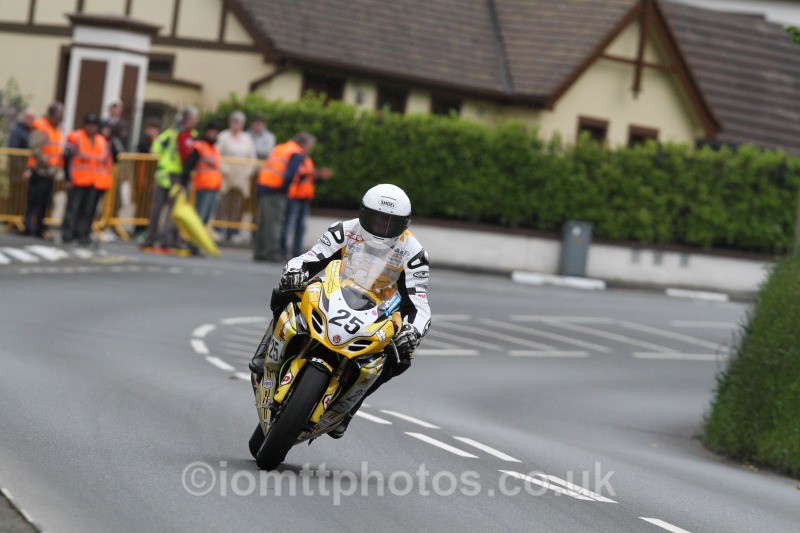 Ian Mackman Suzuki / InFront Motorcycles - Wednesday Practice - Solos
