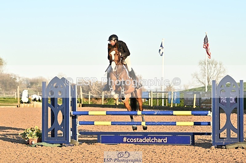 250401-185637-00838 - 90cm Classes