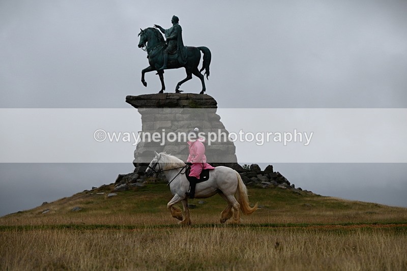 DSC_1790 - Time at Statue 12:13 to 12:32