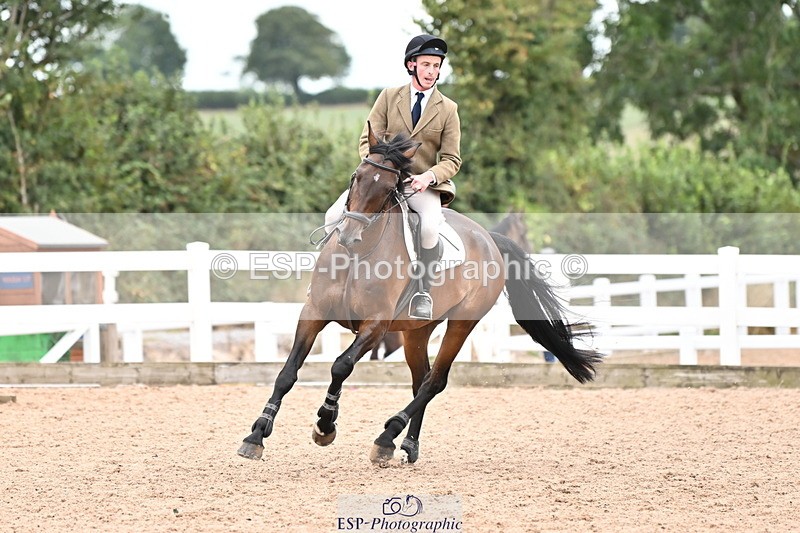 250820B-131804-00749 - Cls 4 Newcomers and 1.10m Open