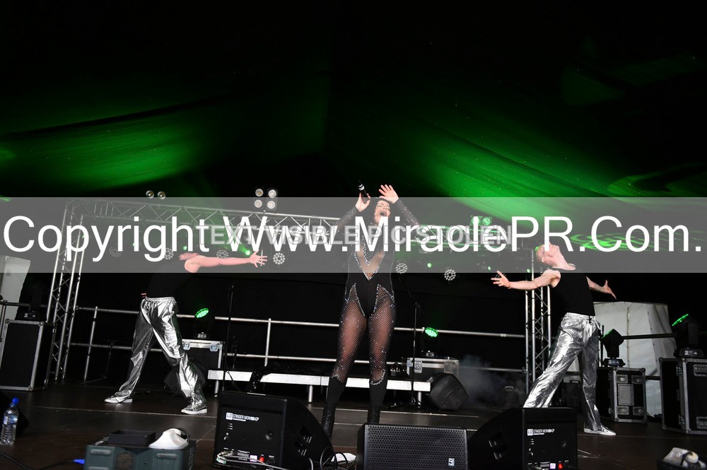 SH4_6187 - The Cher Experience