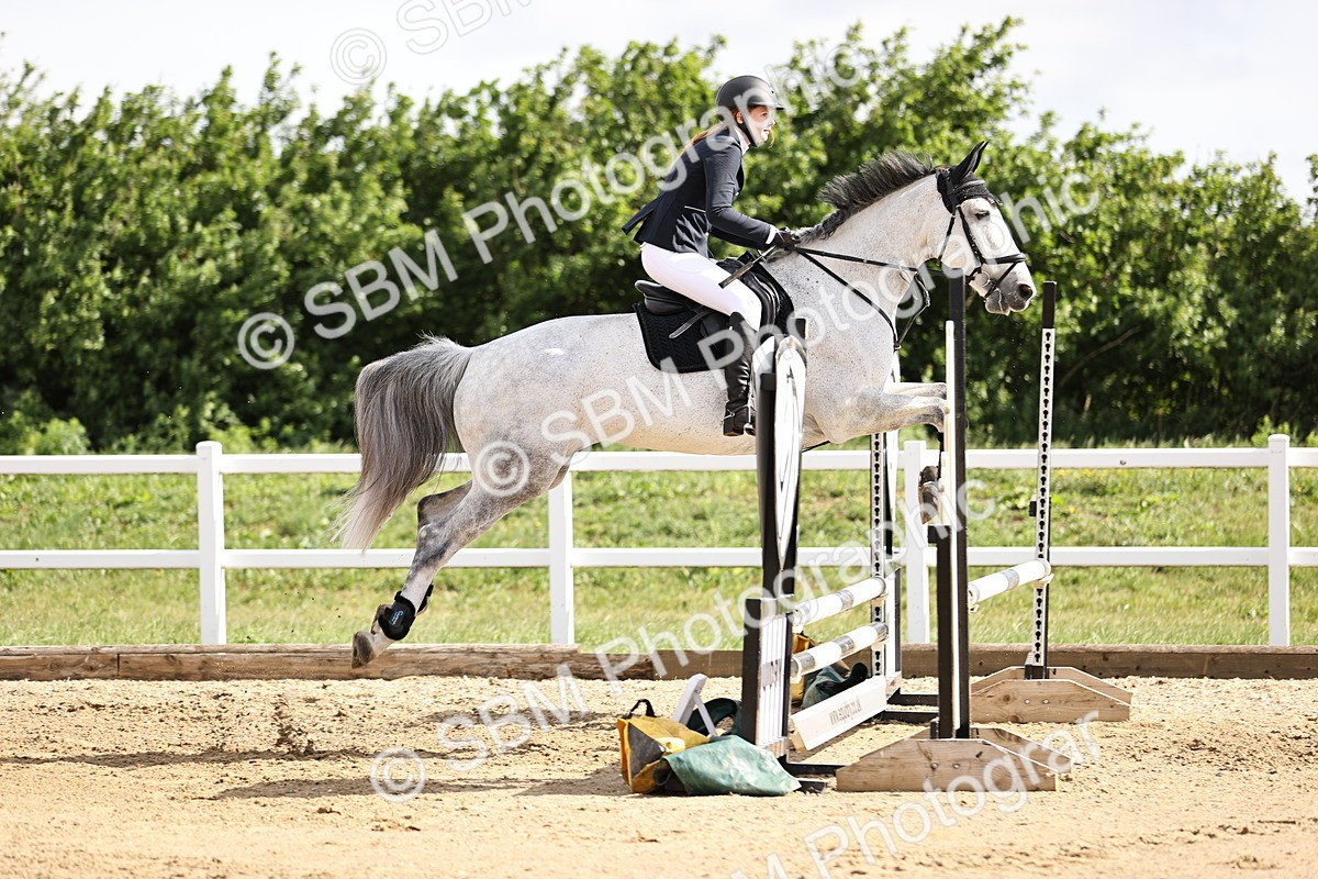 SBM_001790 - Class 8 - Clear Round