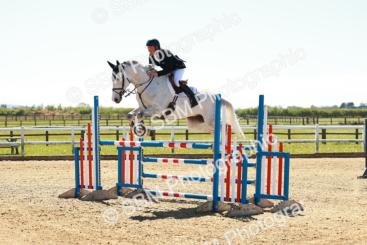 SBM_001244 - Class 4 - Senior Newcomers 1.10m