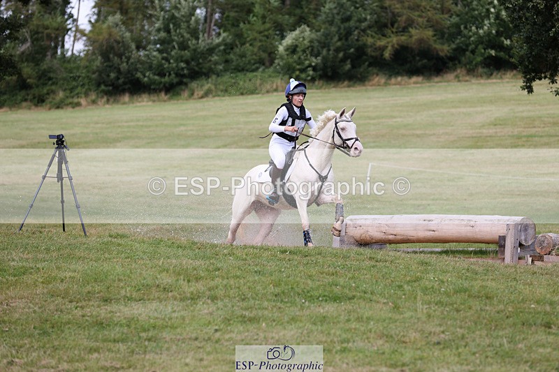 240825X-152853-35238 - 80cm XC 14.30 to 15.30