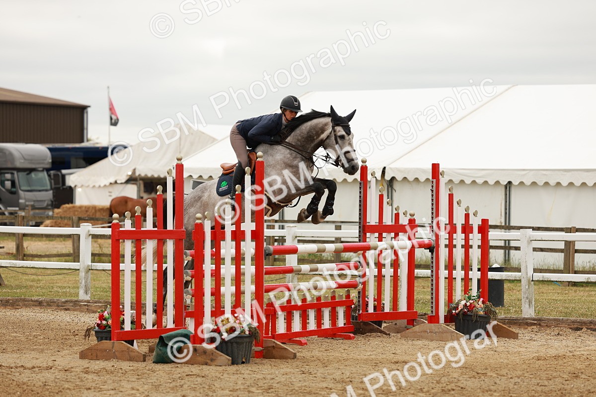 SBM_016613 - Class 20 - Senior Newcomers - 1.10m