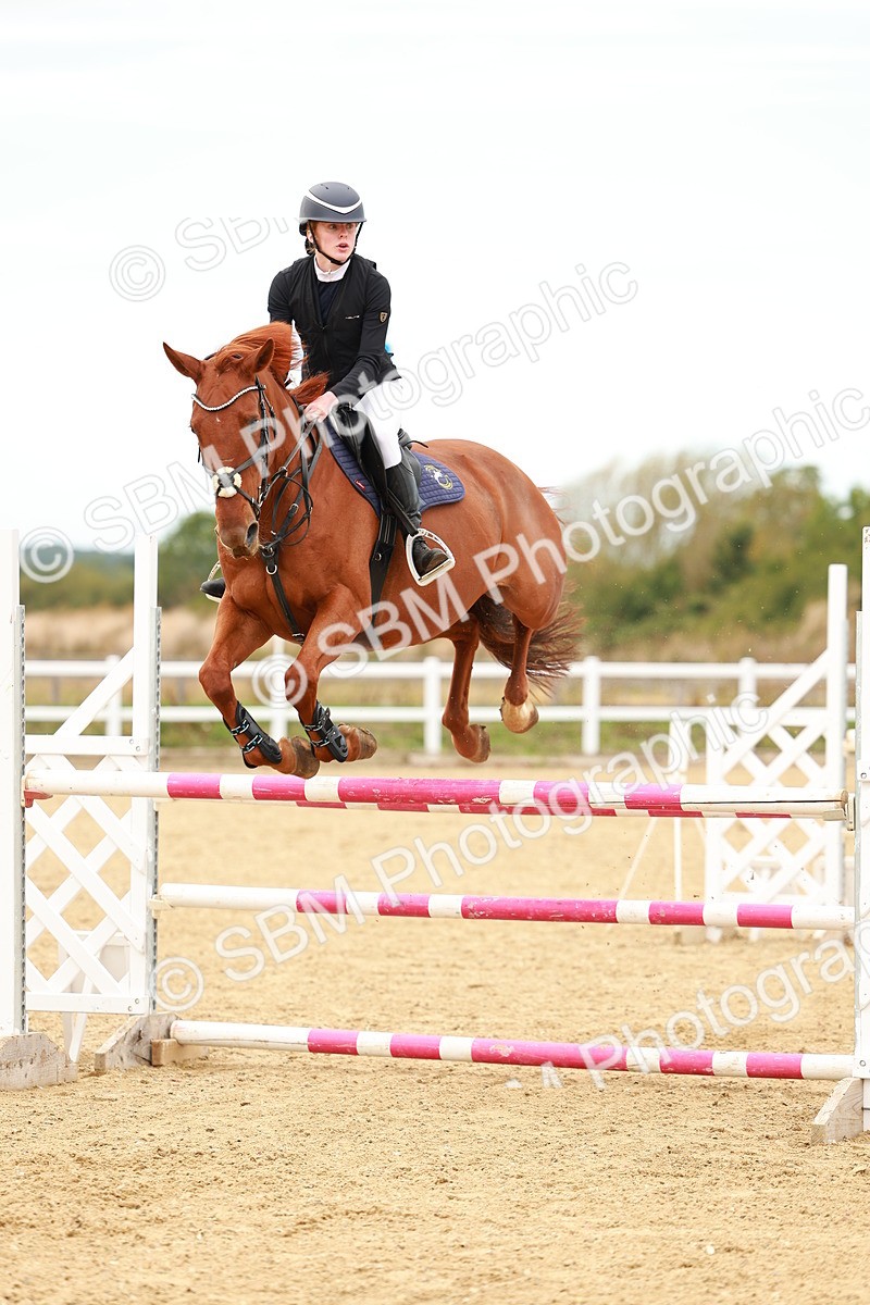 SBM_001580 - Class 4 - Senior Newcomers - 1.10m