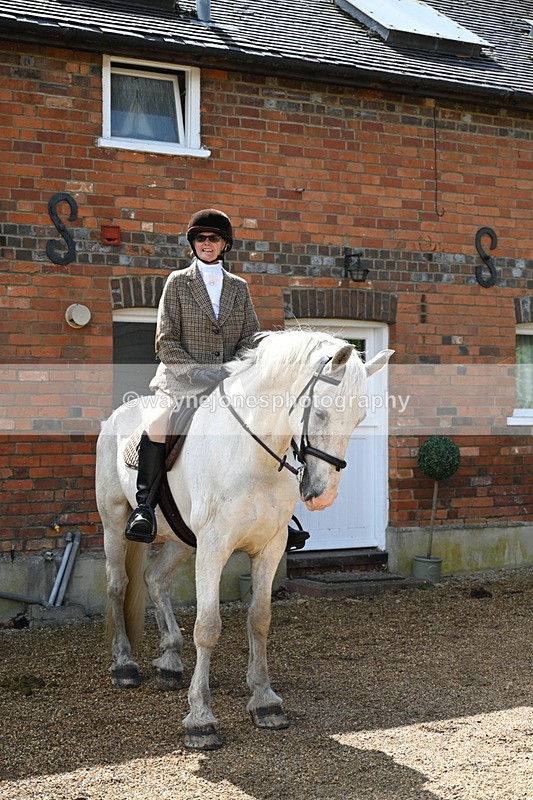 WJ7_7103 - Berks & Bucks at Blandy’s Farm 31-08-25