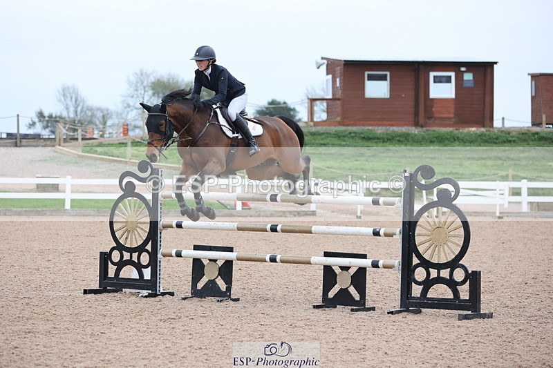 241101A-153216-03019 - FRI Cls 7 Blue Chip Grade B&C Jump Off