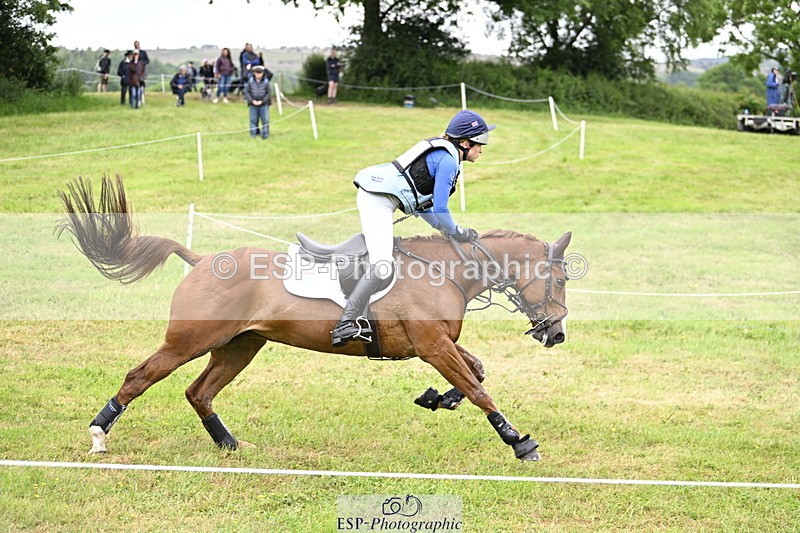 250524A-103755-09054 - A-061-Isabelle.Cook-EMERALD.KATIE