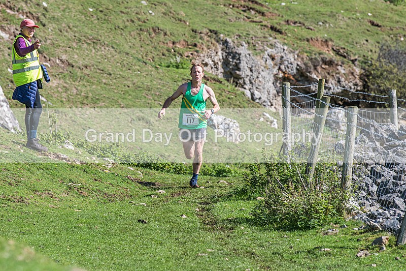 Ilam-565 - Ilam Three Peaks Fell Race (Limestone Series) Sunday 28th September 2025