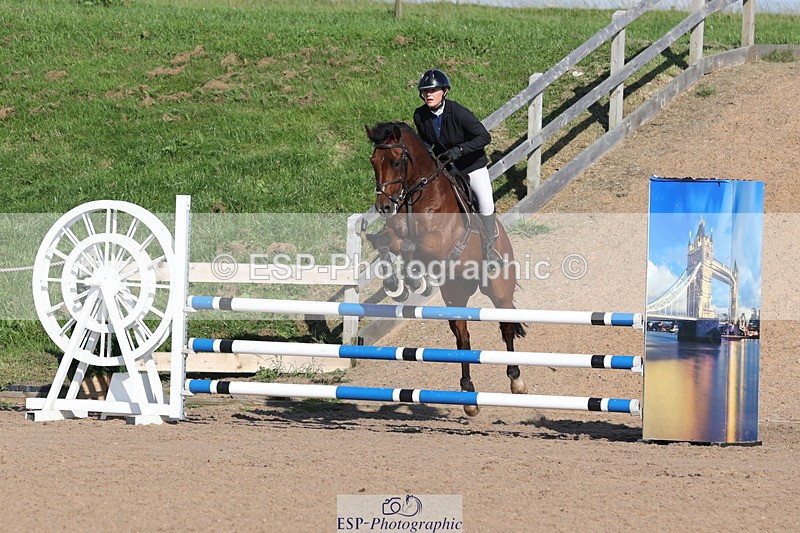 230915A-160112-03007 - Cls 6 Snr 1.05m Derby