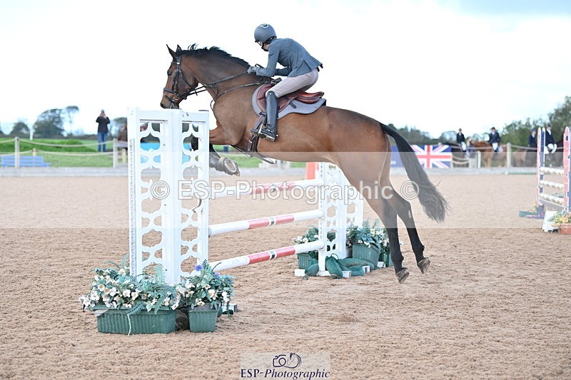 231014A-110828-04310 - Cls 18 Newcomers & 1.10m Open